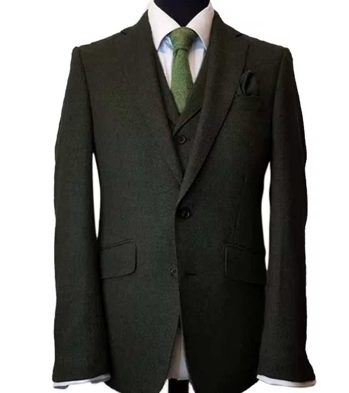 dark-green-checked-tweed-3-piece-suit detail